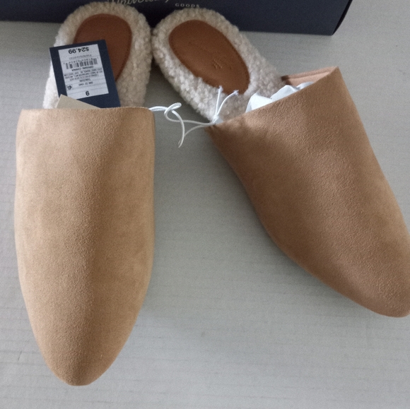 Zuri Flats Easy On - And - Off Size 9 - Picture 7 of 7